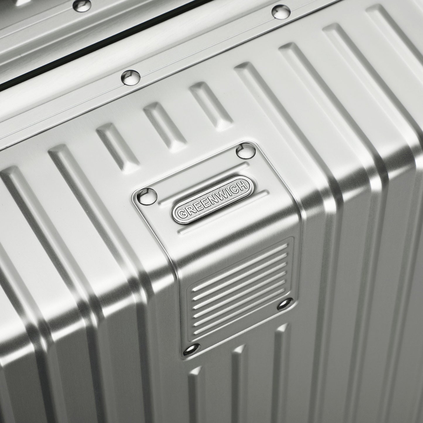 Maleta 100% ALUMINIO de cabina Praga 55CM